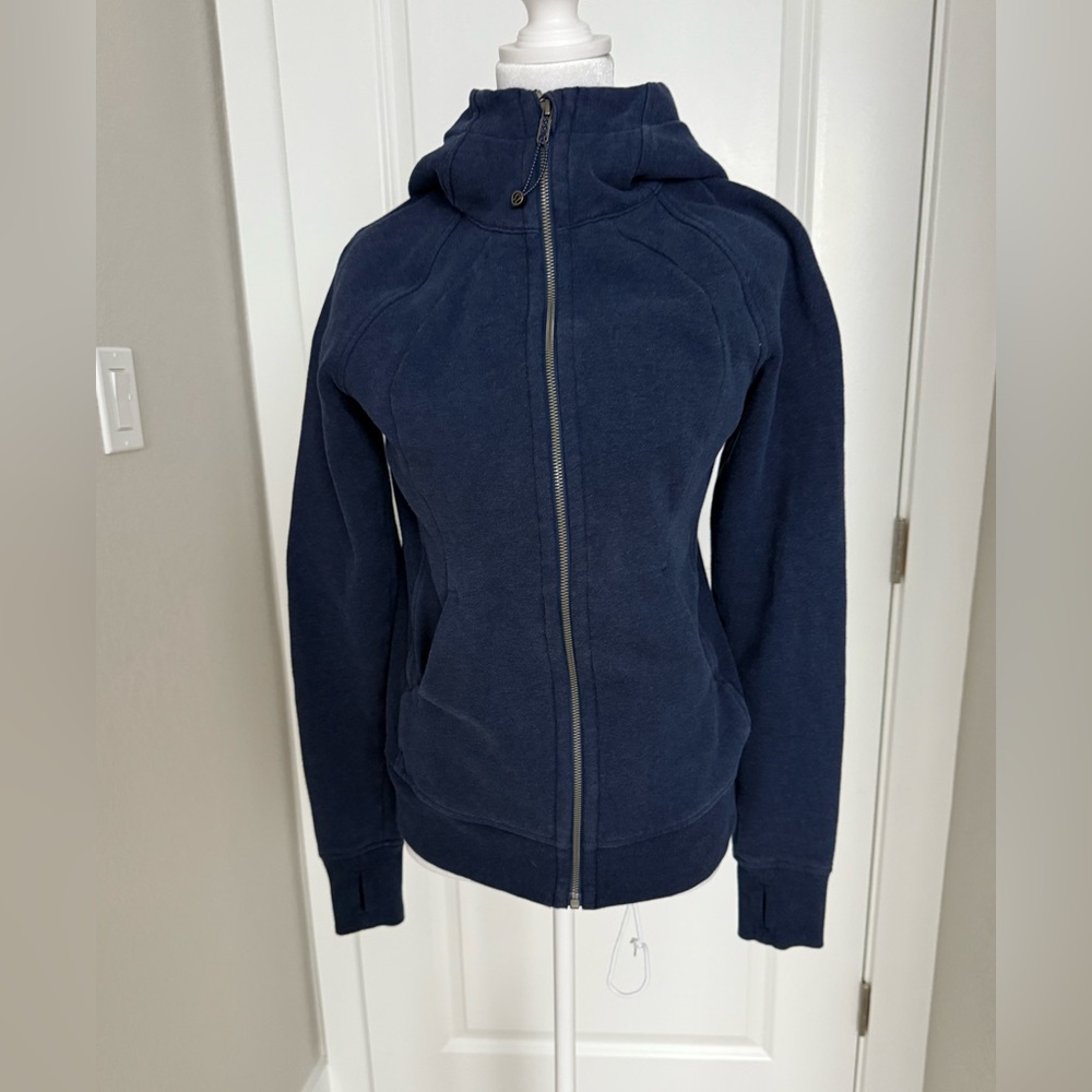 Lululemon - Women's Classic scuba hoodie